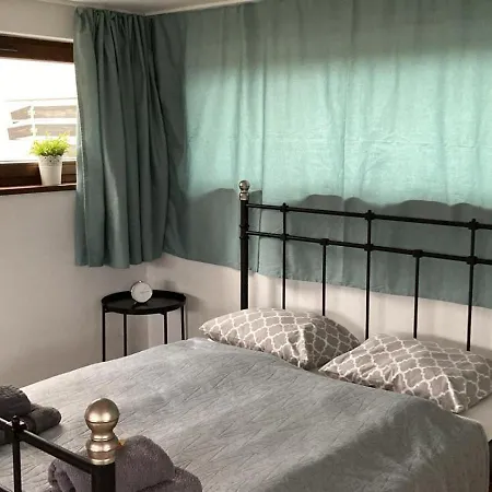 A4 Luxury Apartmán Vratislav